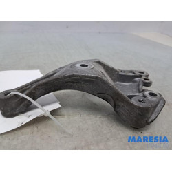 Citroen - C3 - Dynamosteun boven