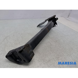 Peugeot - 2008 - Front part support