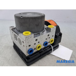 Peugeot - 2008 - ABS Pomp