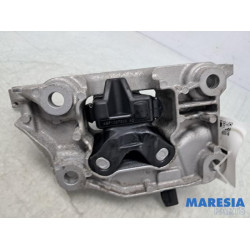 Peugeot - 2008 - Versnellingsbak Steun