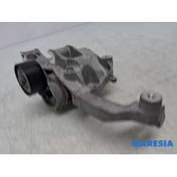 Peugeot - 2008 - Dynamostütze oben