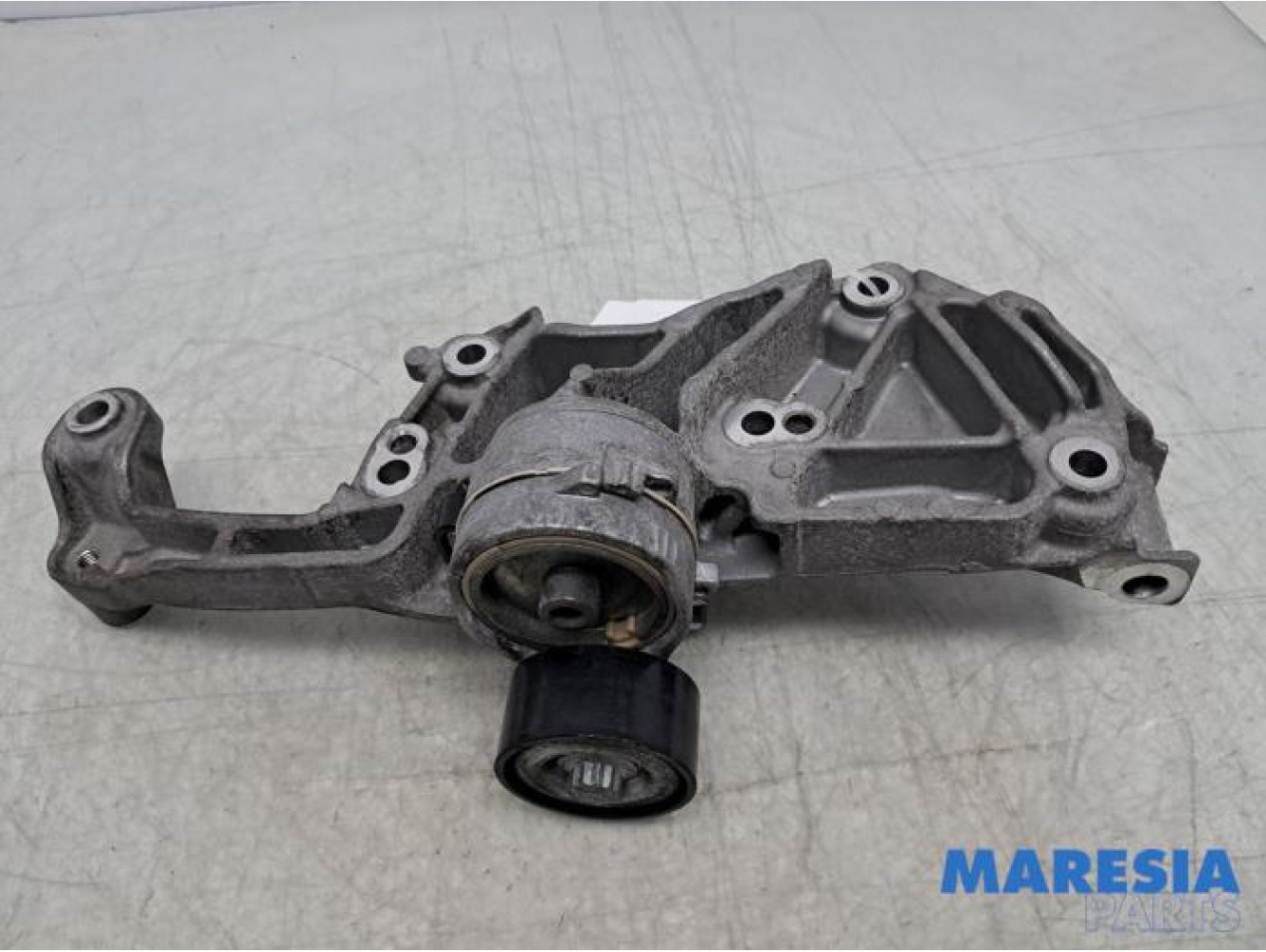 Peugeot - 2008 - Dynamostütze oben