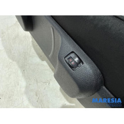 Opel - Vivaro - Seat, right