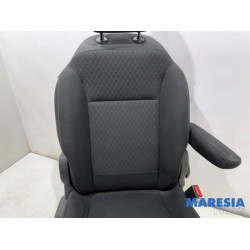 Opel - Vivaro - Seat, right