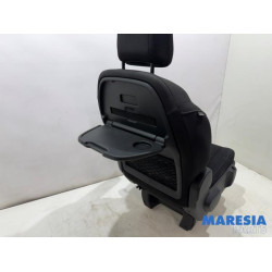 Opel - Vivaro - Seat, right