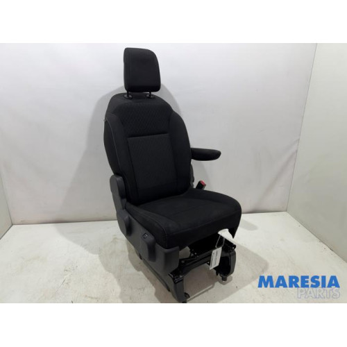 Opel - Vivaro - Seat, right