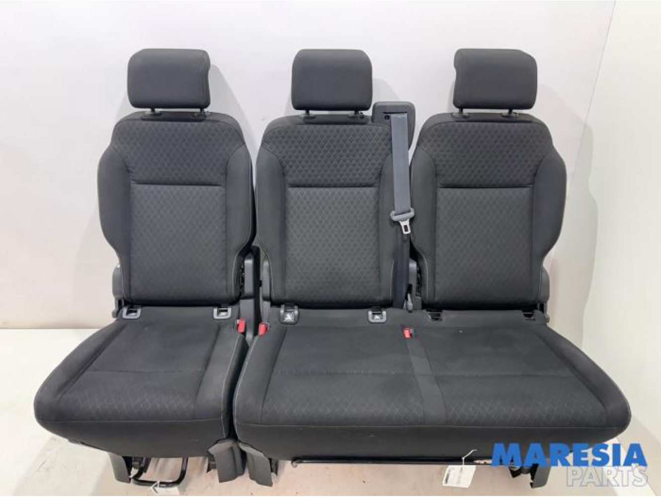 Opel - Vivaro - Rear bench seat