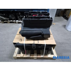 Opel - Vivaro - Rear bench seat