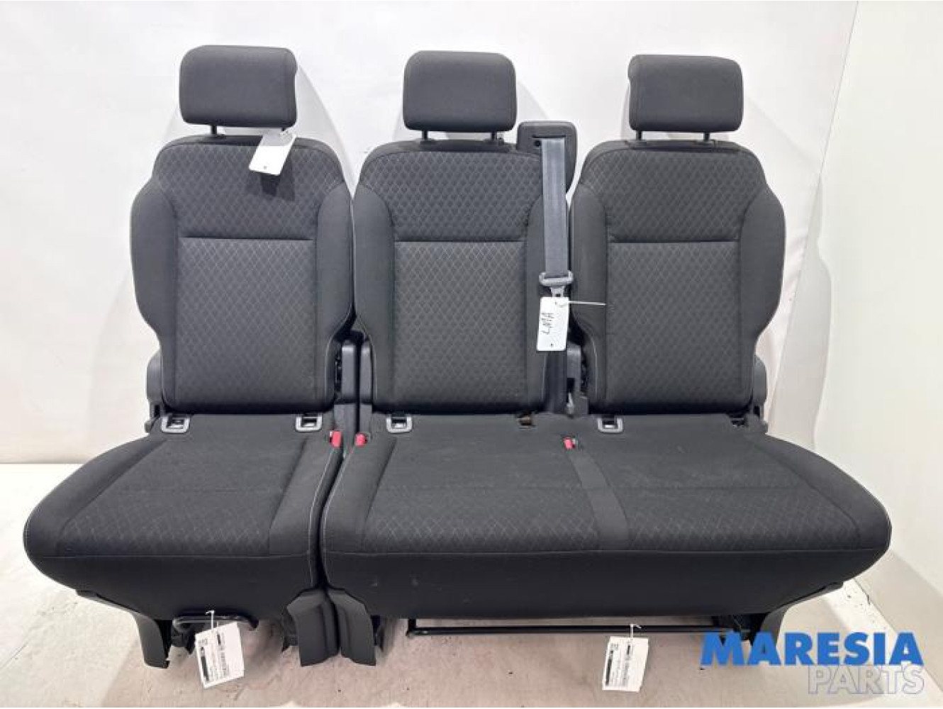 Opel - Vivaro - Rear bench seat