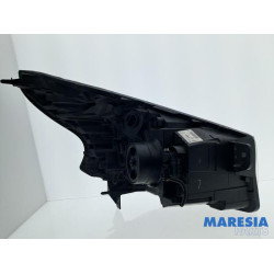 Renault - Trafic - Koplamp links