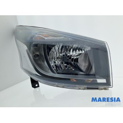 Renault - Trafic - Scheinwerfer rechts