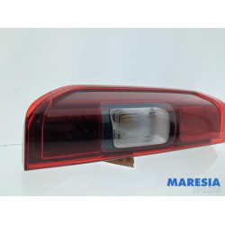 Renault - Trafic - Achterlicht rechts