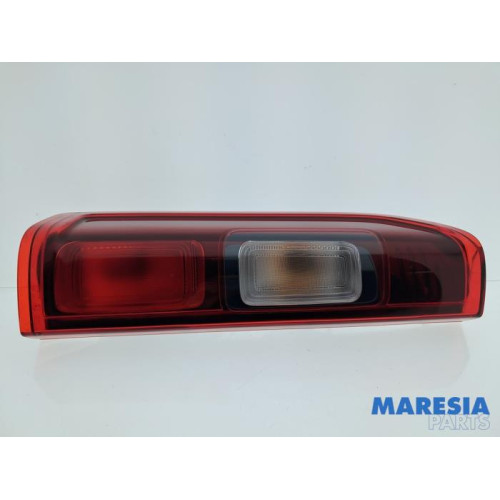 Renault - Trafic - Taillight, left