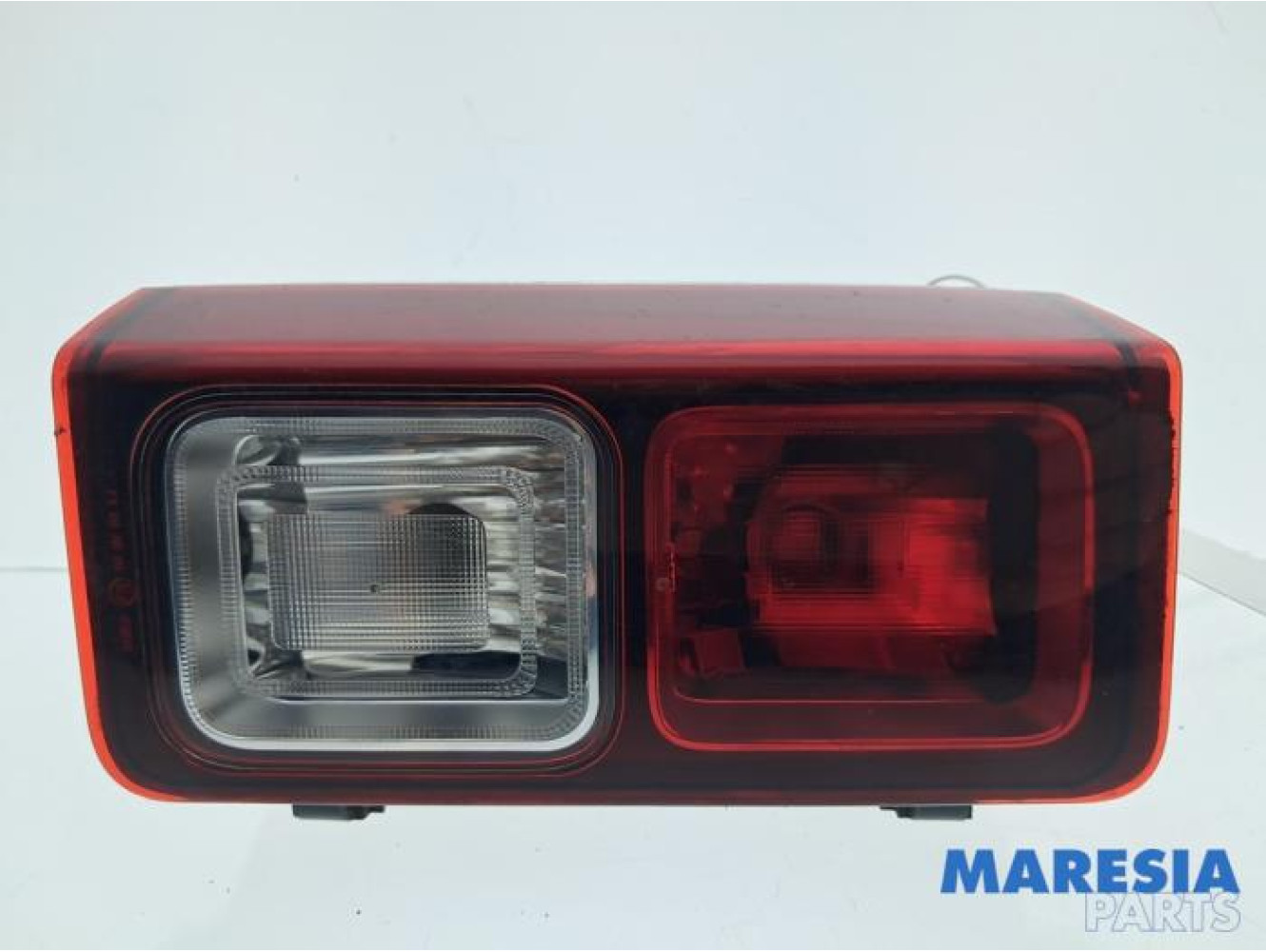 Renault - Trafic - Achterlicht rechts