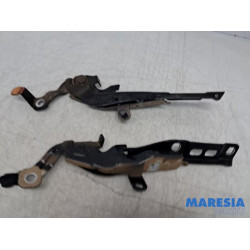 Peugeot - 2008 - Charnière capot