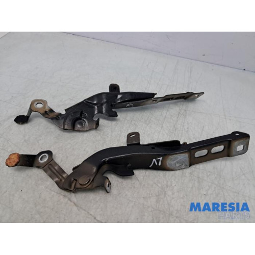 Peugeot - 2008 - Charnière capot