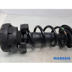 Renault - Trafic - Barre amortisseur avant gauche