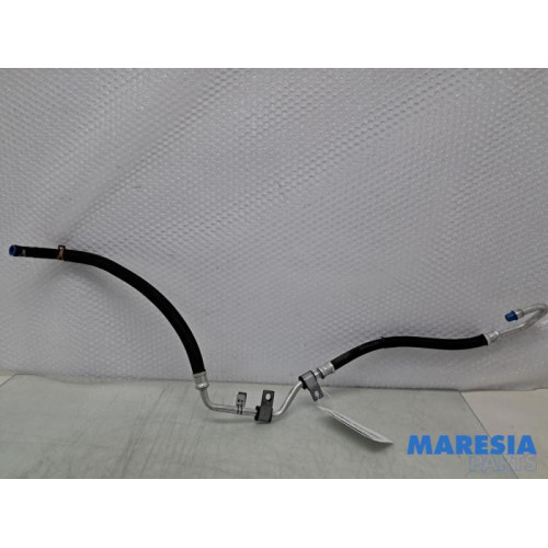 Renault - Trafic - Power steering line