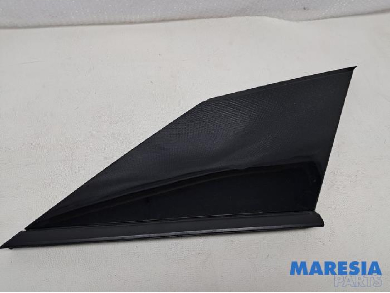 Peugeot - 2008 - Sierstrip