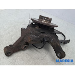 Renault - Trafic - Knuckle, front right