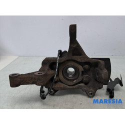 Renault - Trafic - Knuckle, front right