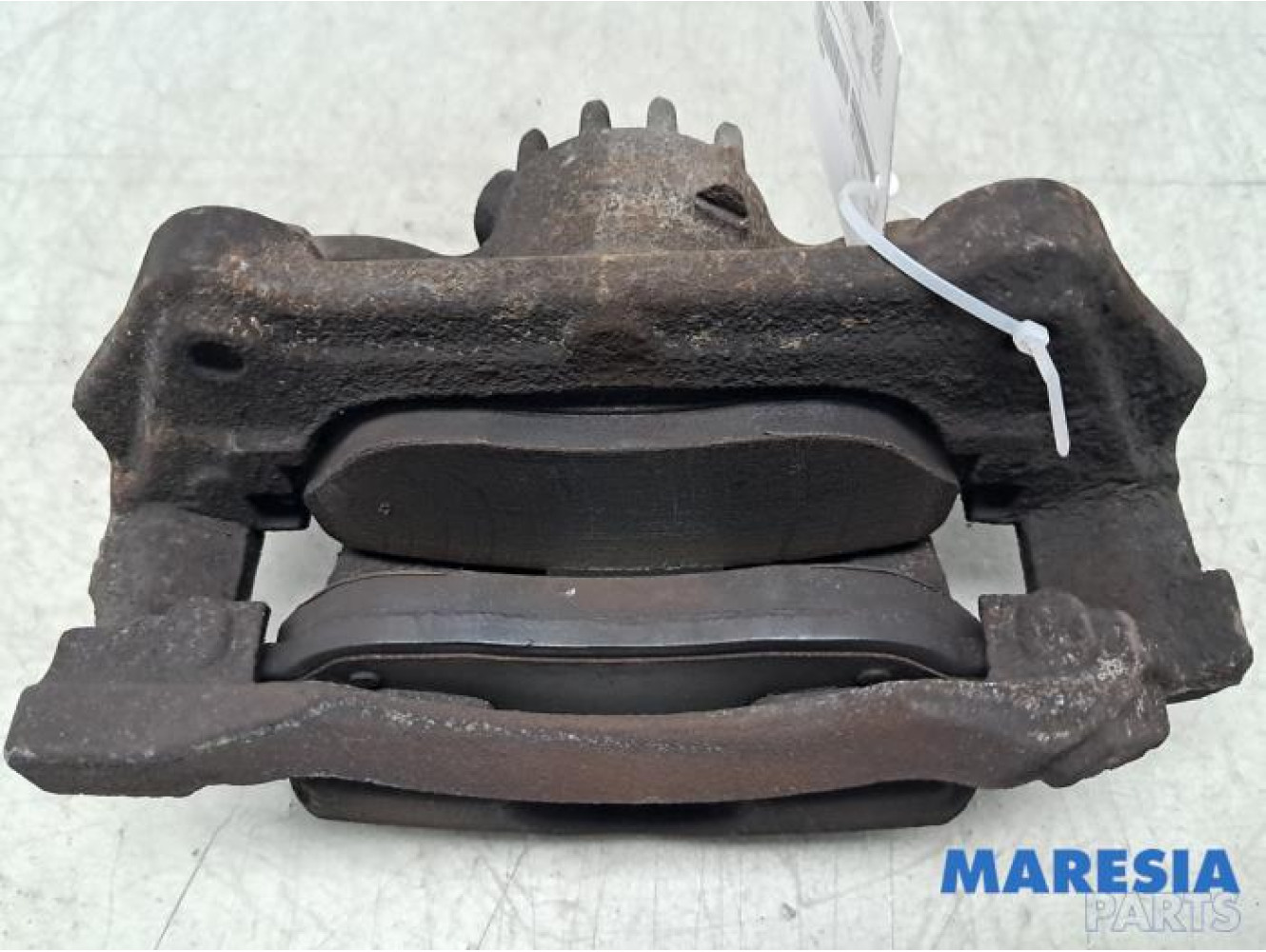 Renault - Trafic - Front brake calliper, left
