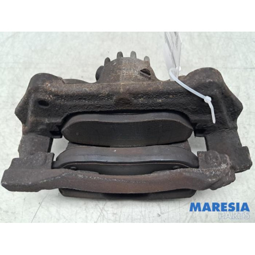 Renault - Trafic - Front brake calliper, left