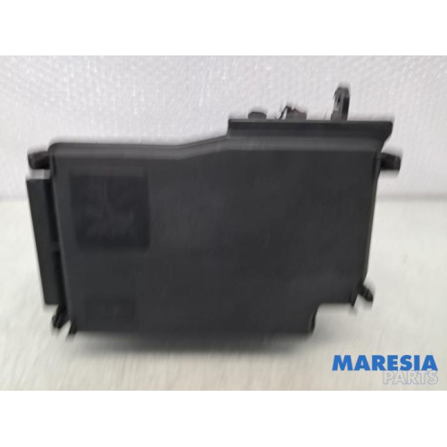 Renault - Trafic - Fuse box