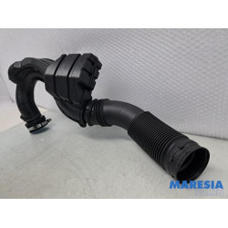 Renault - Trafic - Air intake hose