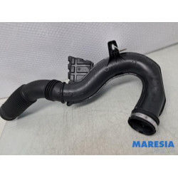 Renault - Trafic - Air intake hose