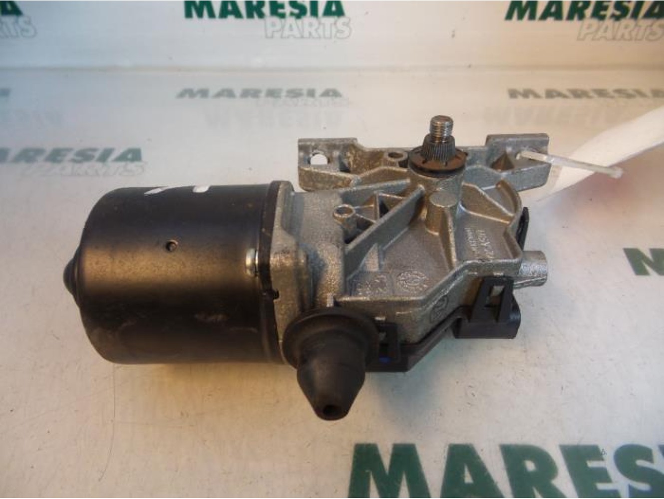 Fiat - Bravo - Front wiper motor