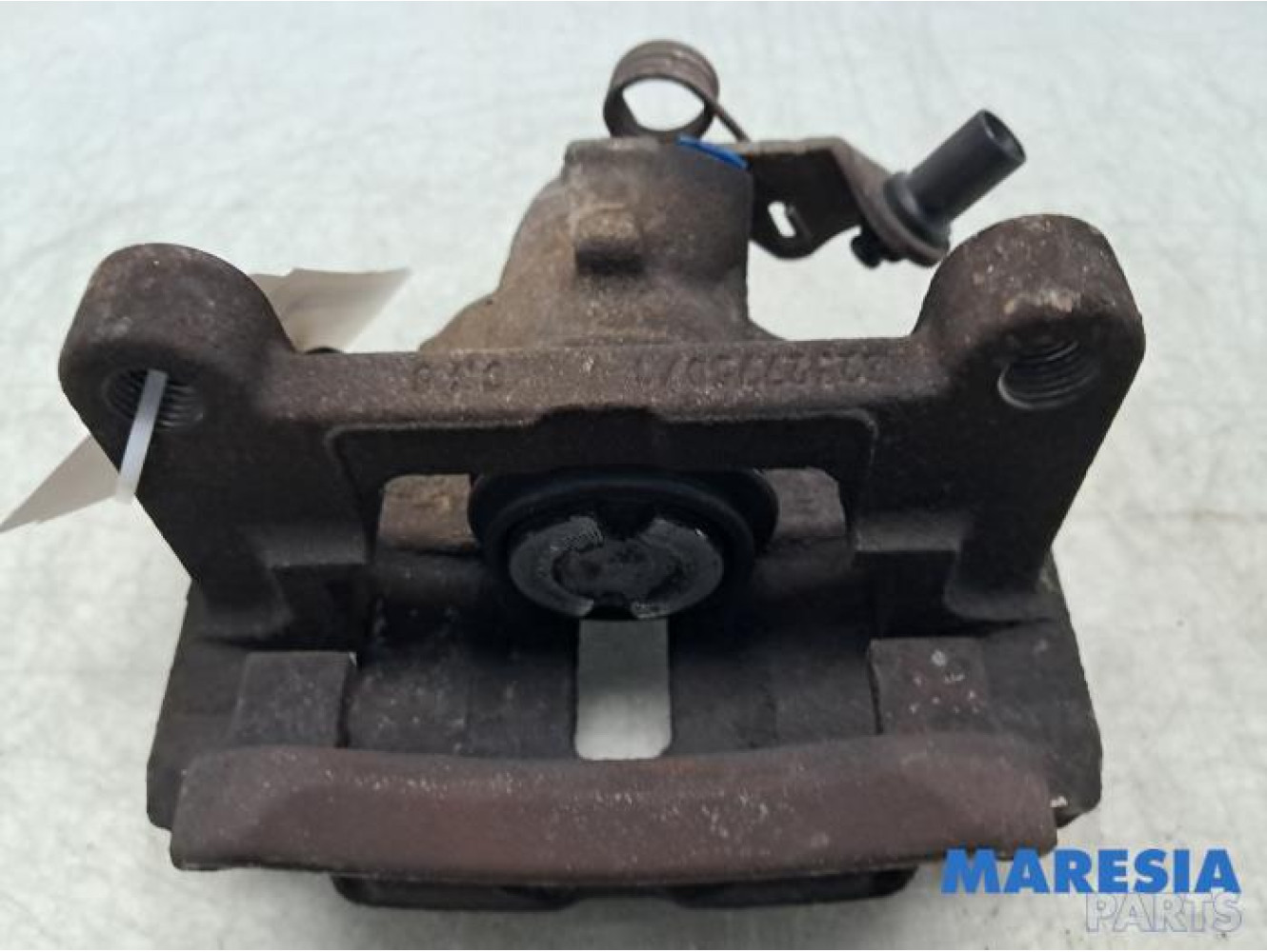 Renault - Trafic - Rear brake calliper, right