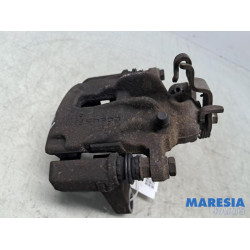 Renault - Trafic - Rear brake calliper, right