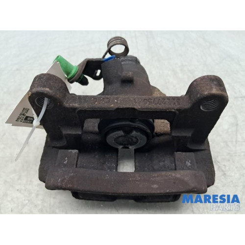 Renault - Trafic - Remklauw (Tang) links-achter