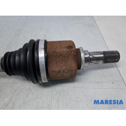 Renault - Trafic - Antriebswelle links vorne