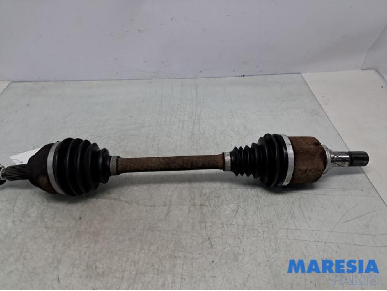 Renault - Trafic - Antriebswelle links vorne