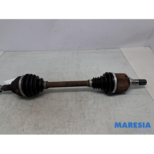 Renault - Trafic - Antriebswelle links vorne