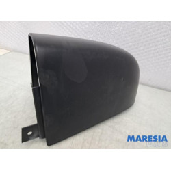 Renault - Trafic - Bumperhoek rechts-achter