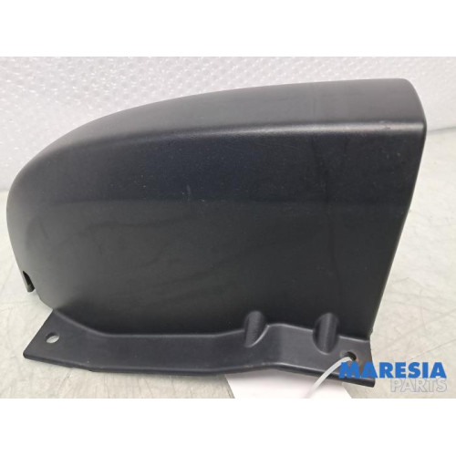 Renault - Trafic - Bumperhoek rechts-achter