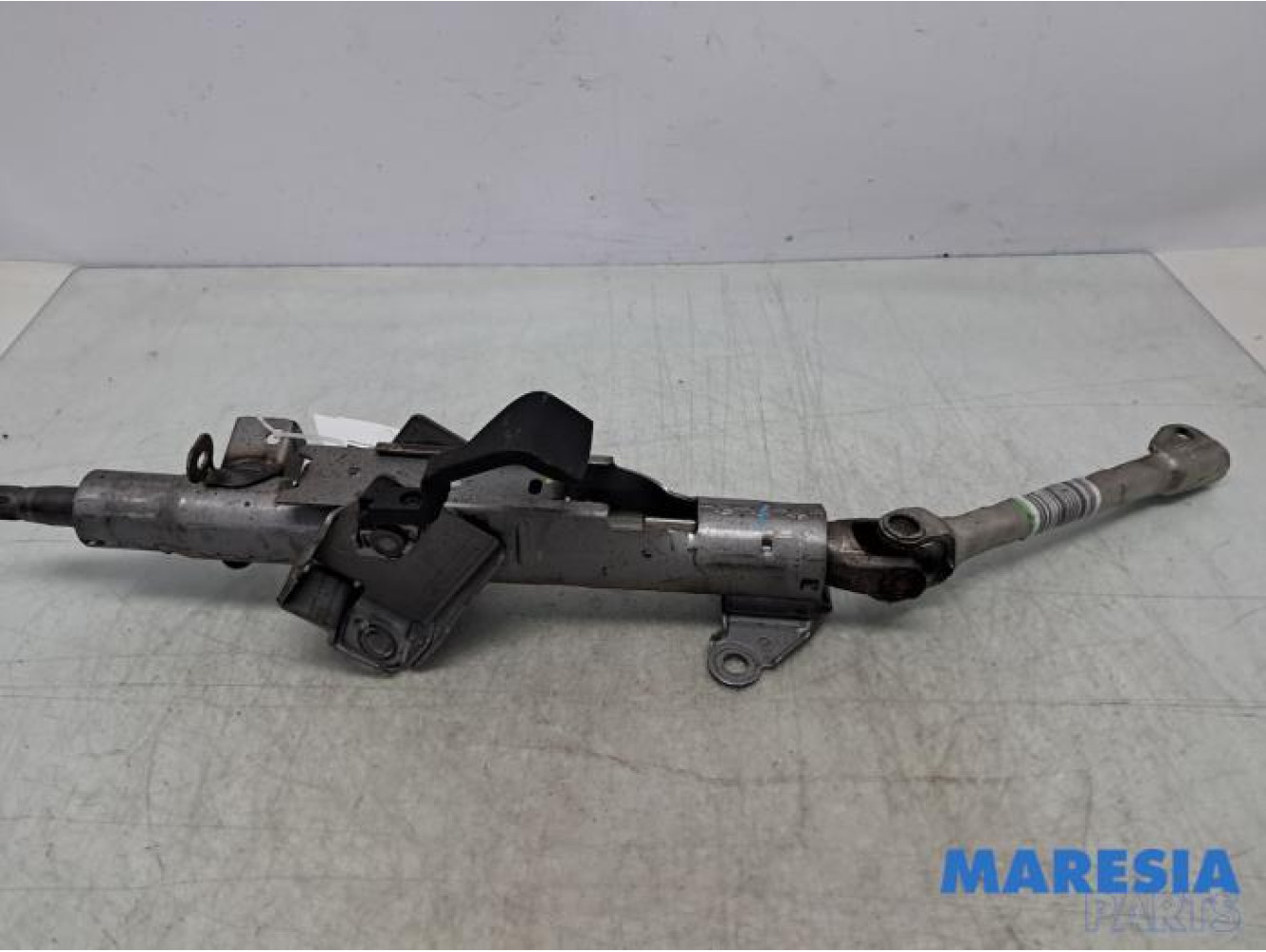 Renault - Trafic - Boîtier colonne de direction