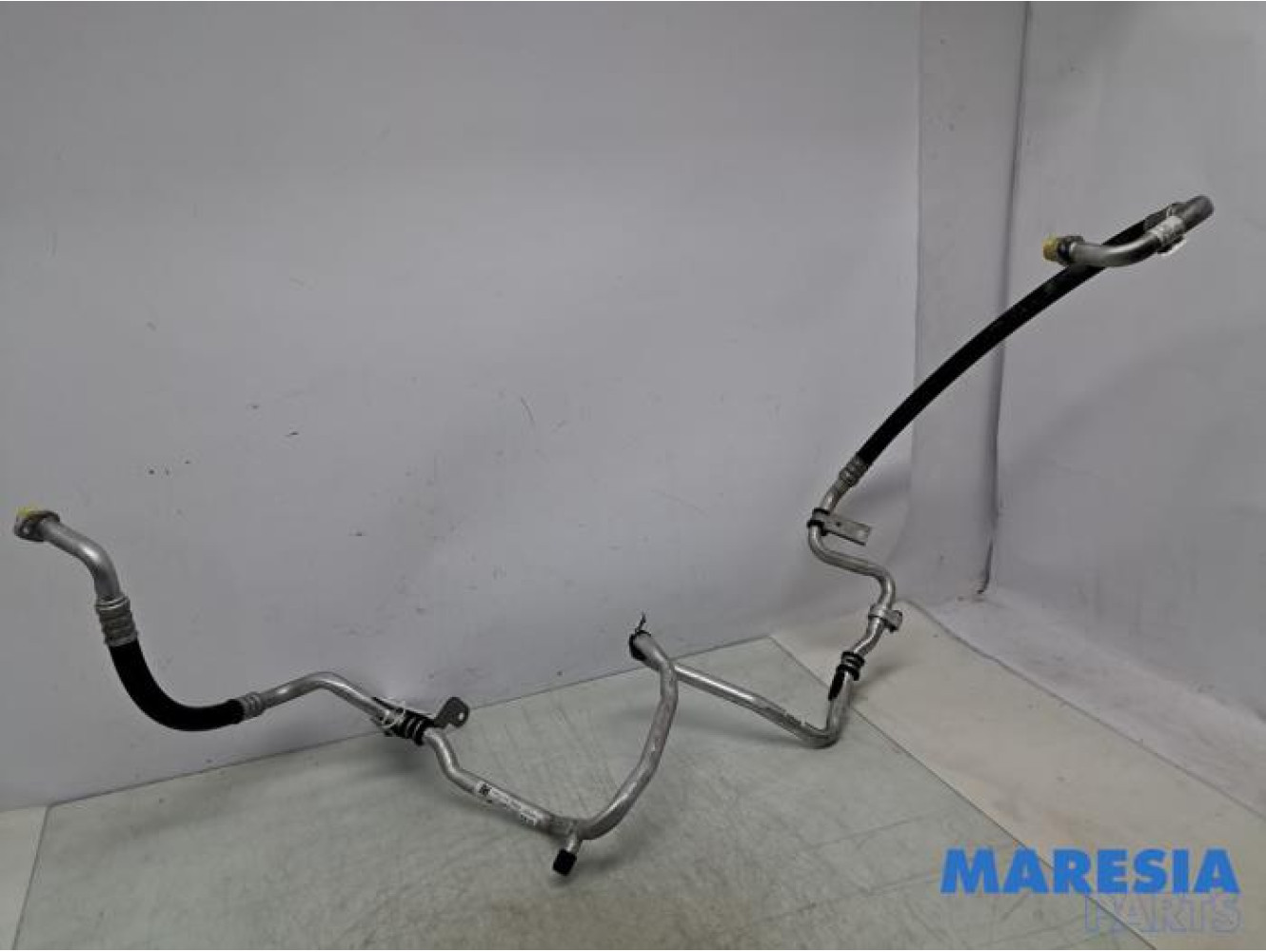 Renault - Trafic - Air conditioning line