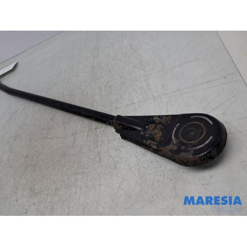 Renault - Trafic - Barre stabilisatrice avant