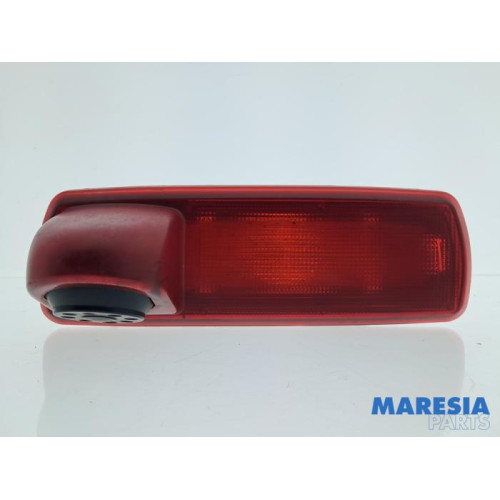 Renault - Trafic - Zusätzliches Bremslicht Mitte