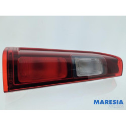 Renault - Trafic - Rücklicht links