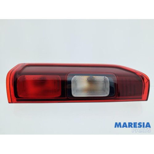 Renault - Trafic - Taillight, left