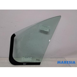 Renault - Trafic - Driehoeks Ruit rechts-voor