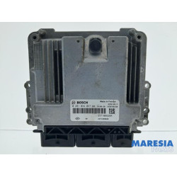 Renault - Trafic - Engine management computer