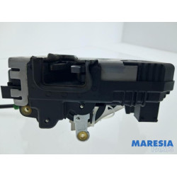 Renault - Trafic - Minibus/van rear door lock mechanism