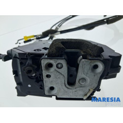 Renault - Trafic - Sliding door lock mechanism, right