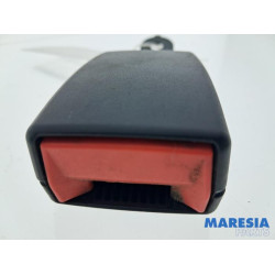 Renault - Trafic - Veiligheidsgordel Insteek Midden-voor